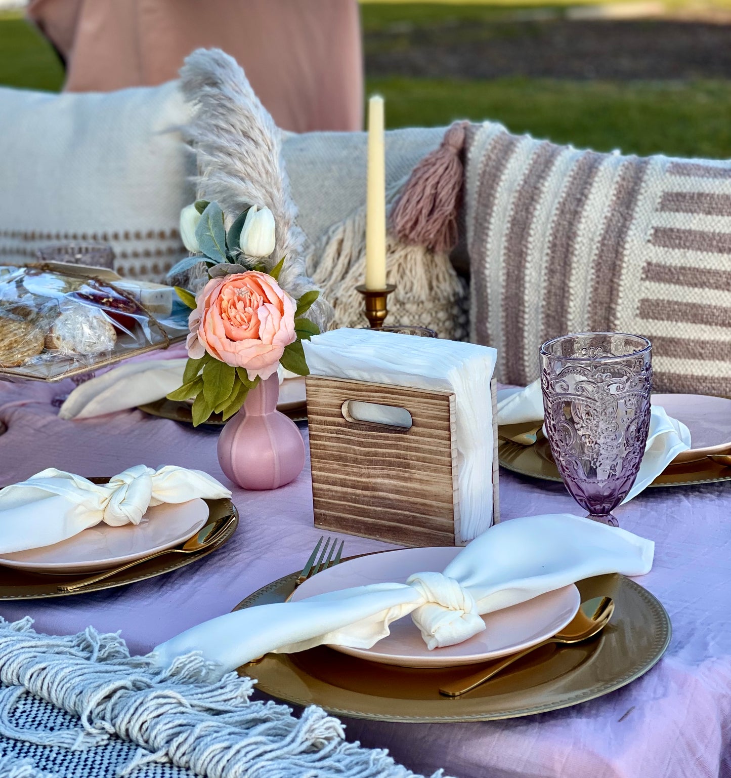 Wood Napkin Holder for Farmhouse Decoration